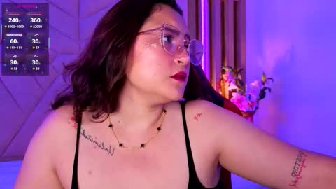 Luna online show from February 22, 2026, 5:51 am