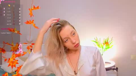 Kelly online show from November 25, 2025, 3:01 pm