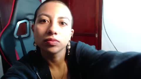 lunarichy online show from October 7, 2025, 11:51 am