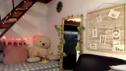 luna online show from March 2, 2025, 12:01 pm