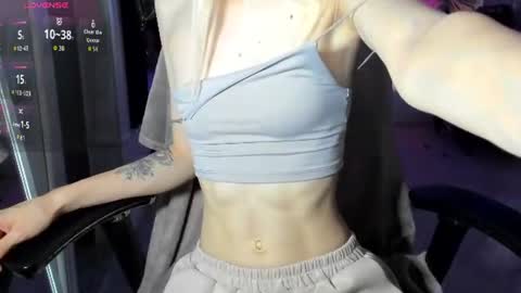 Luna online show from July 13, 2026, 9:06 pm