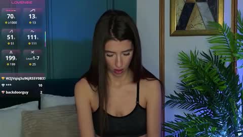 Luna online show from December 21, 2025, 8:10 am