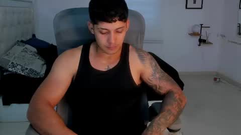 Snapshot of lunay_xtreemboy chatting on June 23, 2026, 10:30 pm Lunay online show from June 23, 2026, 10:30 pm