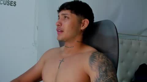 Snapshot of lunay_xtreemboy chatting on July 2, 2026, 2:22 am Lunay online show from July 2, 2026, 2:22 am