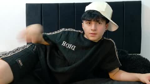 lunaydream online show from June 3, 2026, 2:33 pm