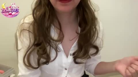 Snapshot of luni743 chatting on January 14, 2026, 12:27 am luni743 online show from January 14, 2026, 12:27 am