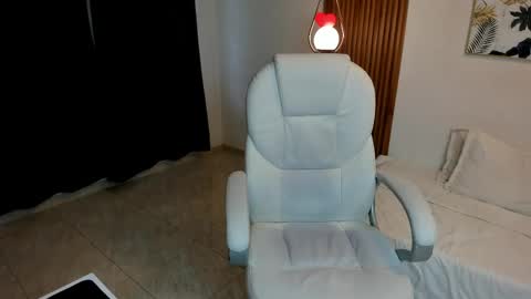 luniksa online show from June 1, 2026, 11:34 am