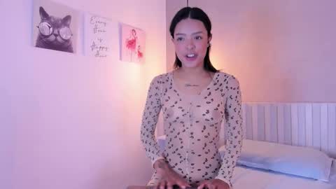 lunna__tylor online show from February 17, 2026, 3:36 am