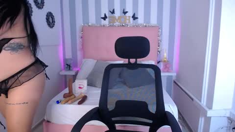 lunna_boobs20 online show from September 11, 2025, 5:07 am