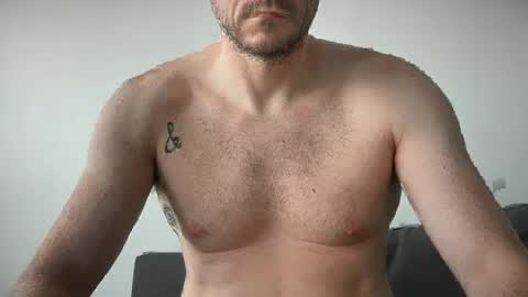 Snapshot of lupine_666 chatting on June 22, 2026, 6:54 am Lupine online show from June 22, 2026, 6:54 am