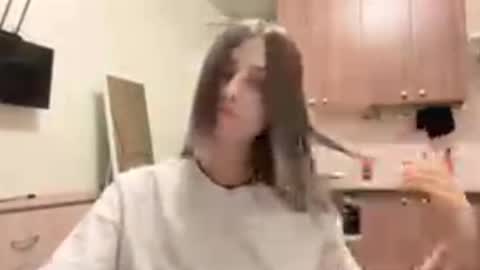 May online show from October 27, 2025, 5:06 pm