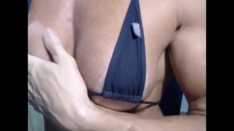 lusexyhot online show from April 18, 2026, 2:15 am