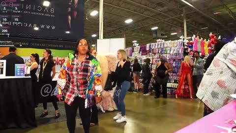 Snapshot of lushianafitness chatting on December 7, 2024, 1:36 am SHOWS ALL MONDAY WEDNESDAYFRIDAYSATURDAY IN THE MORNING online show from December 7, 2024, 1:36 am