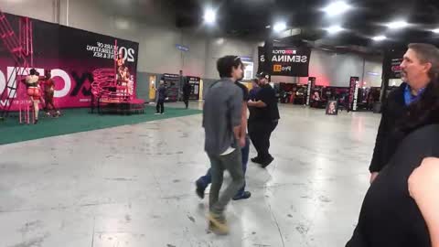 Snapshot of lushianafitness chatting on October 24, 2025, 9:33 pm SHOWS ALL MONDAY WEDNESDAYFRIDAYSATURDAY IN THE MORNING online show from October 24, 2025, 9:33 pm