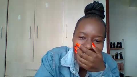 Snapshot of lushlola254 chatting on October 11, 2025, 10:14 am lushlola254 online show from October 11, 2025, 10:14 am