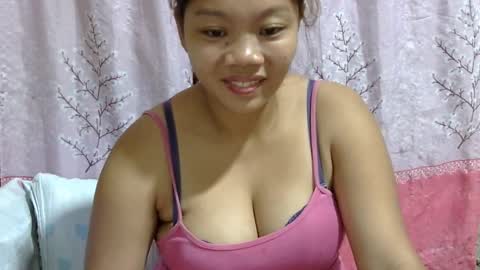 LushPinay online show from January 16, 2025, 10:44 pm