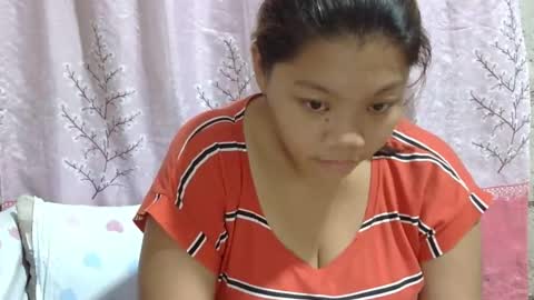 LushPinay online show from February 4, 2025, 5:21 am