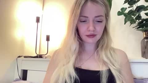 Snapshot of lusiluv chatting on February 9, 2026, 6:56 pm lusiluv online show from February 9, 2026, 6:56 pm