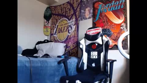 LUST online show from December 8, 2024, 3:24 pm