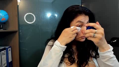 Snapshot of lust_mom chatting on December 6, 2024, 9:13 pm Angela 3 online show from December 6, 2024, 9:13 pm