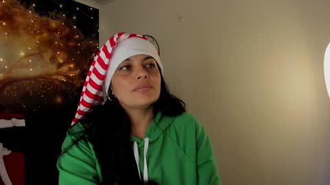 Snapshot of lust_mom chatting on December 21, 2024, 3:42 pm Angela 3 online show from December 21, 2024, 3:42 pm