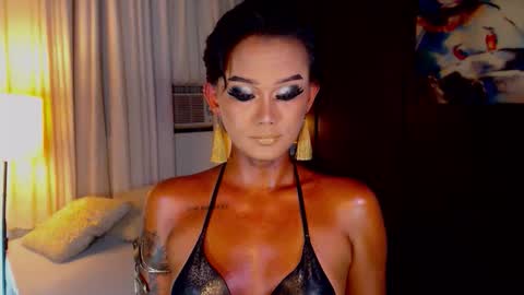 AdriannaFowks online show from May 12, 2026, 3:36 am
