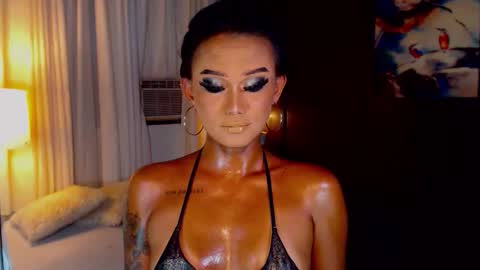 AdriannaFowks online show from May 21, 2026, 5:36 am