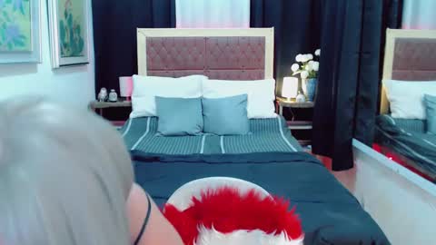 Snapshot of lustfuloffendertrina chatting on January 2, 2025, 6:07 am Trina online show from January 2, 2025, 6:07 am