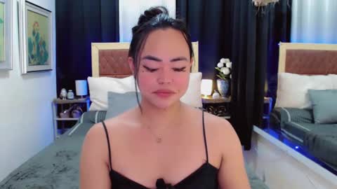 Snapshot of lustfuloffendertrina chatting on February 7, 2025, 9:05 am Trina online show from February 7, 2025, 9:05 am