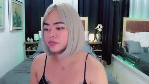 Snapshot of lustfuloffendertrina chatting on February 11, 2025, 10:48 am Trina online show from February 11, 2025, 10:48 am
