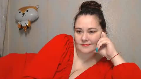 lustifulm online show from May 25, 2026, 8:42 am