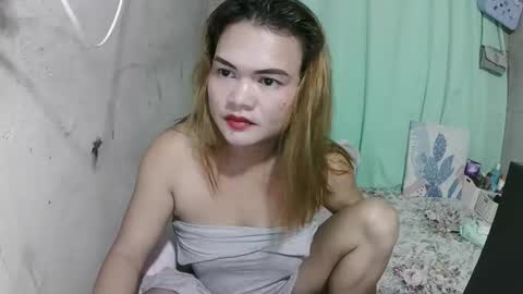 Snapshot of lusty_babe25 chatting on May 22, 2026, 1:17 pm Flora Mae online show from May 22, 2026, 1:17 pm