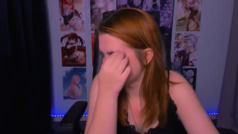 lusy_puff online show from December 3, 2024, 4:36 am