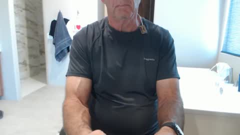 luv_missle online show from March 10, 2025, 7:07 pm