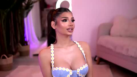 Snapshot of luvcaprice chatting on January 19, 2026, 2:21 pm Caprice online show from January 19, 2026, 2:21 pm