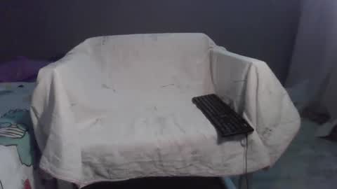 Bee Bee online show from March 30, 2026, 1:50 am