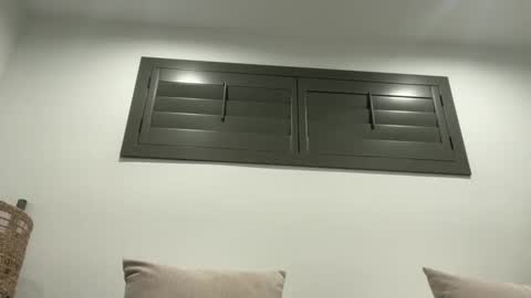 luxcher22 online show from September 10, 2025, 4:45 am