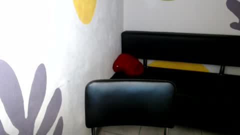 Snapshot of luxdonna chatting on July 12, 2026, 6:37 am Donna online show from July 12, 2026, 6:37 am