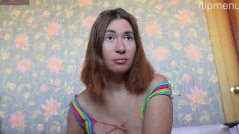 Sophie online show from September 15, 2025, 12:27 pm