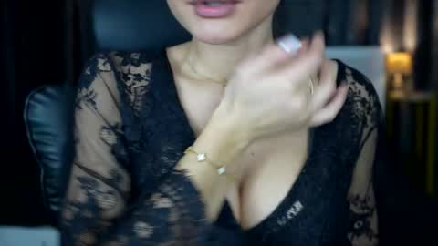 Snapshot of luxqueenstudio chatting on February 21, 2026, 8:37 am KarolinaAlpha online show from February 21, 2026, 8:37 am