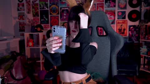 Ray online show from February 1, 2025, 6:08 pm