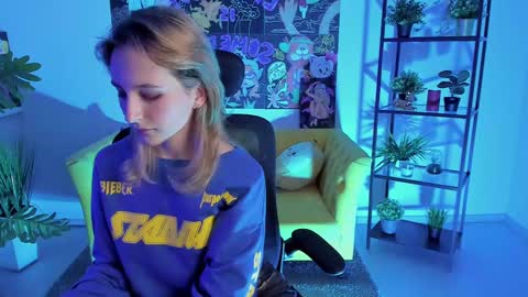 Ray online show from February 21, 2025, 12:38 am