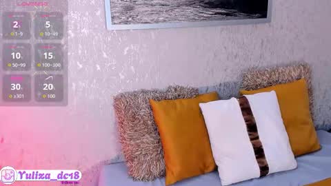 Snapshot of luxury_woman_ chatting on February 10, 2026, 4:05 am online show from February 10, 2026, 4:05 am