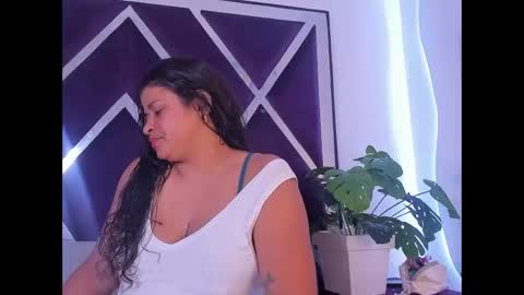 Snapshot of luzenaasm chatting on October 5, 2025, 4:22 am luzenaasm online show from October 5, 2025, 4:22 am