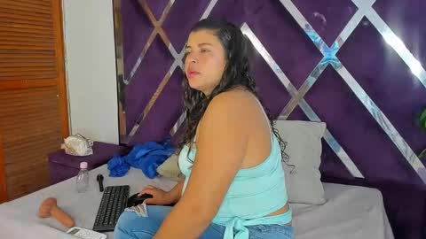 Snapshot of luzenaasm chatting on October 6, 2025, 3:59 am luzenaasm online show from October 6, 2025, 3:59 am
