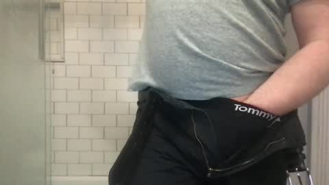 lvguynextdoor440656 online show from March 16, 2026, 10:47 pm