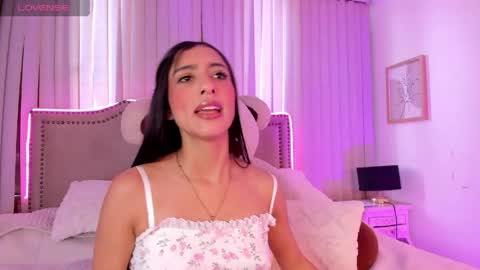 Snapshot of lya_brown chatting on April 24, 2026, 12:51 pm lya_brown online show from April 24, 2026, 12:51 pm