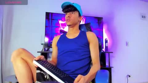 Lyam online show from March 11, 2026, 5:02 am