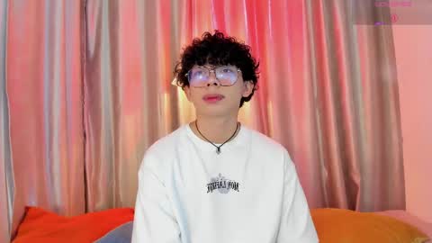 Lyan online show from May 28, 2026, 8:06 pm