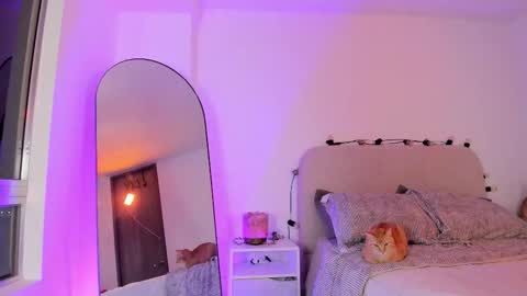 ALIS online show from March 3, 2026, 1:12 am